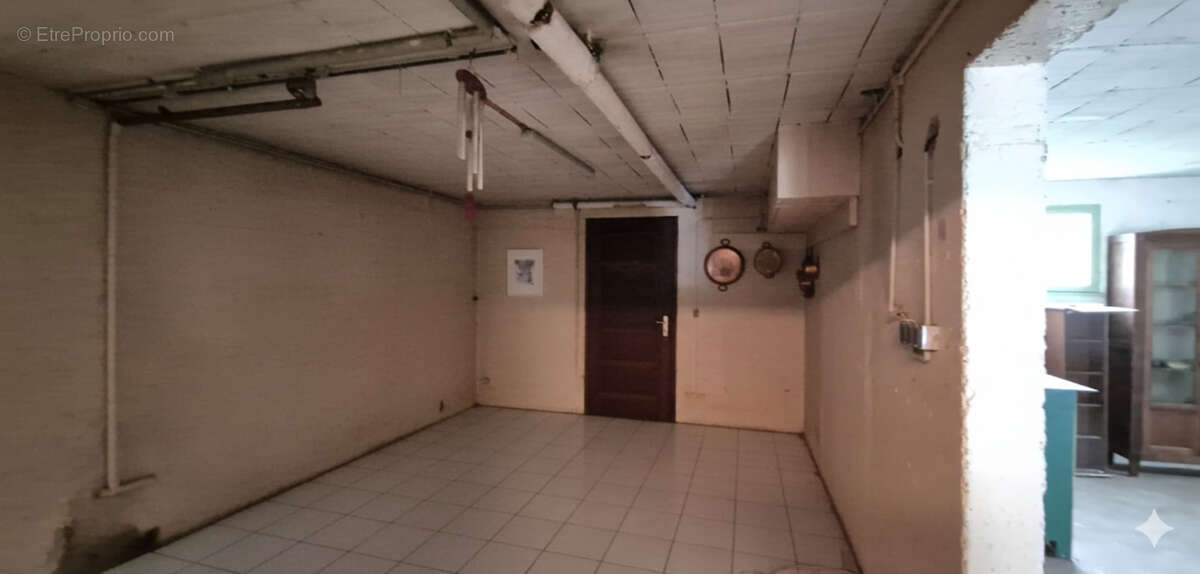 Appartement à GENAY