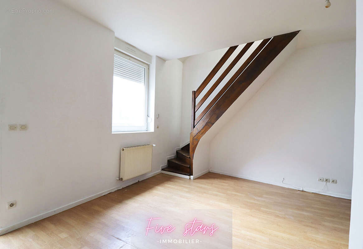 Appartement à PIENNES