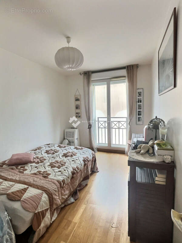 Appartement à CLAYE-SOUILLY
