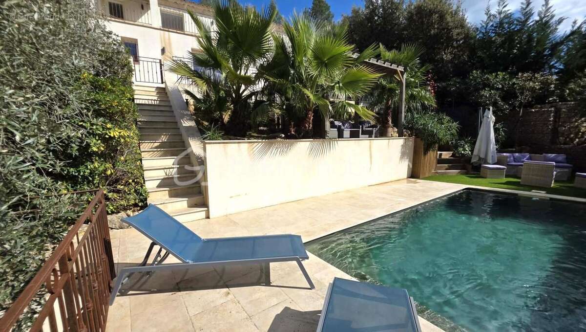Maison à TARADEAU