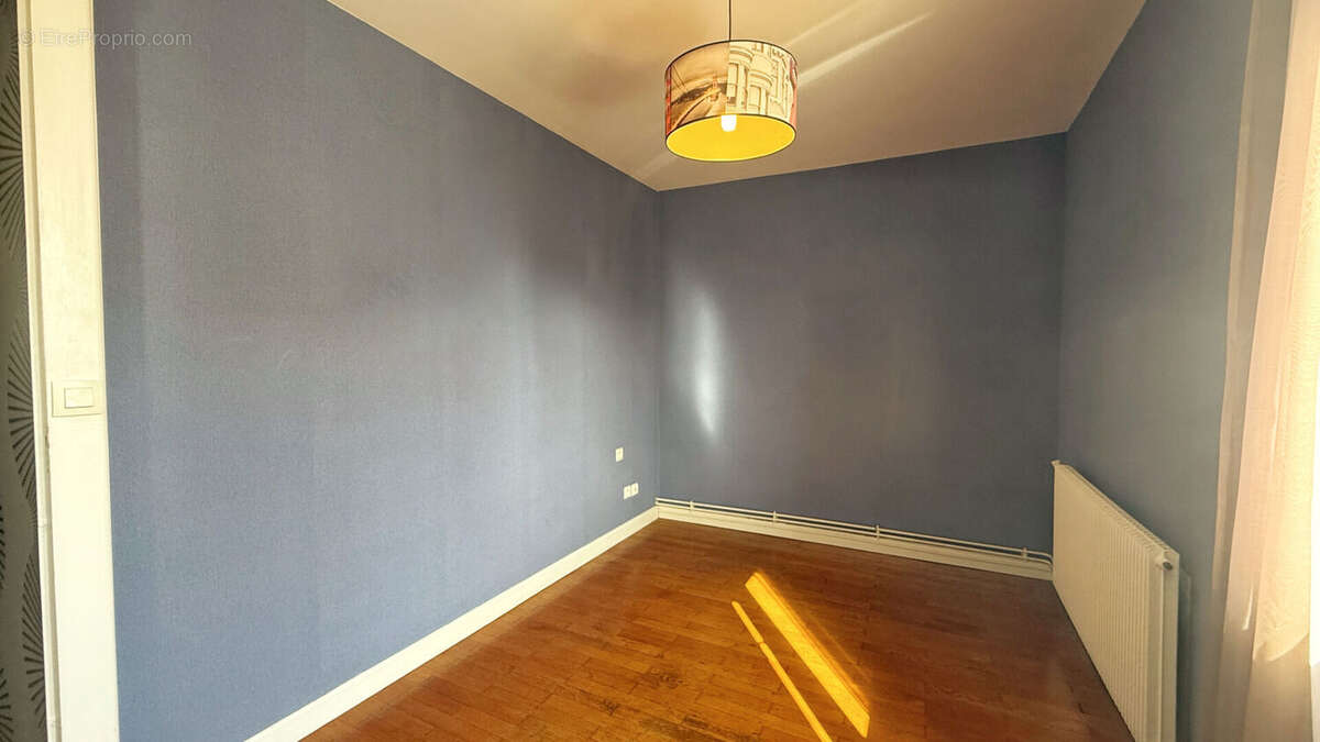 Appartement à LYON-8E