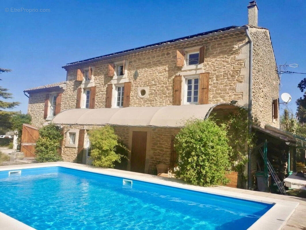 Maison à GRIGNAN