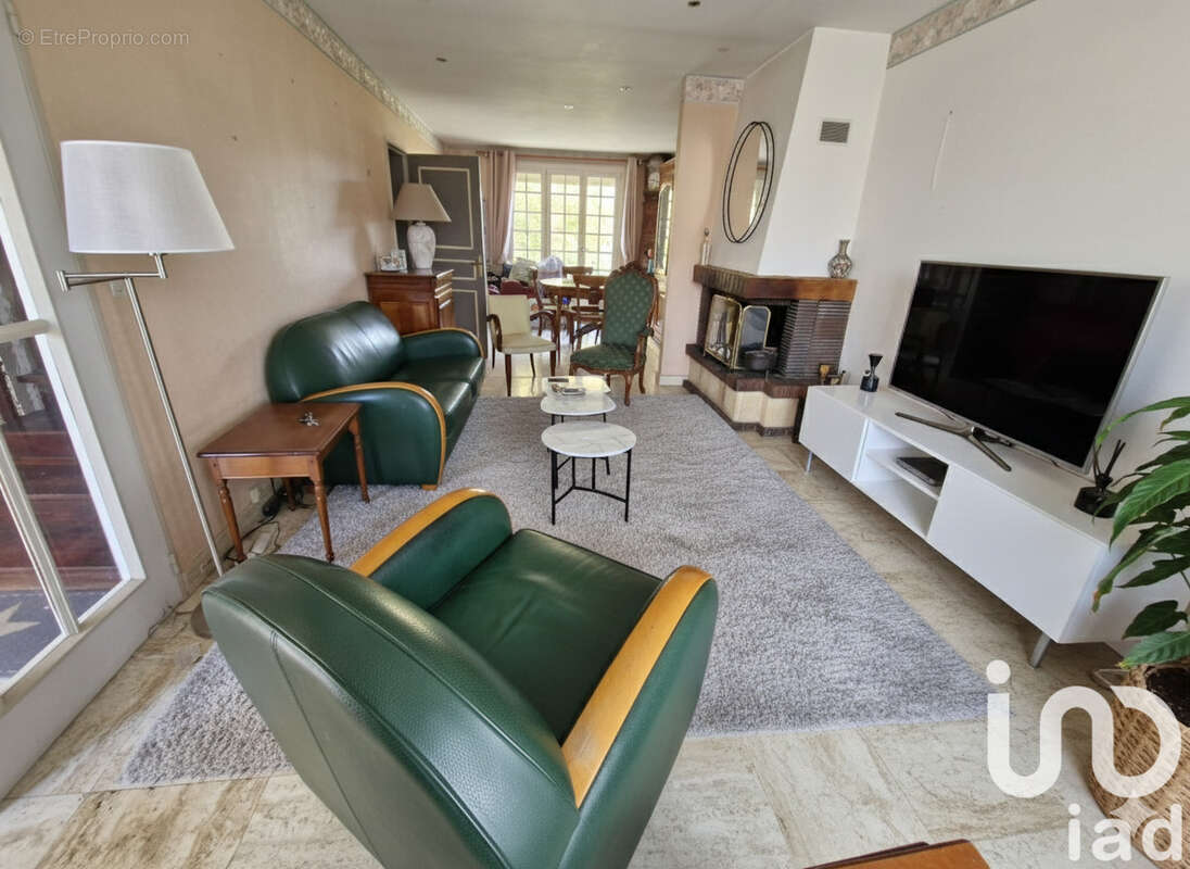 Photo 2 - Maison à MAROLLES-EN-HUREPOIX