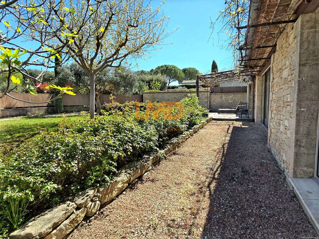 Maison à LAGNES