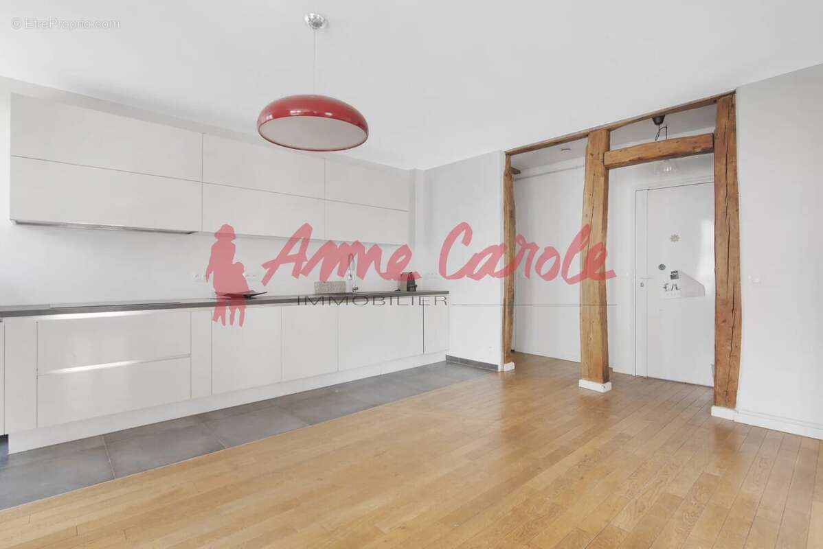 Appartement à PARIS-11E