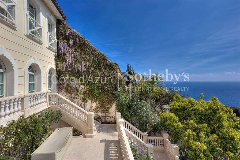 Maison à ROQUEBRUNE-CAP-MARTIN