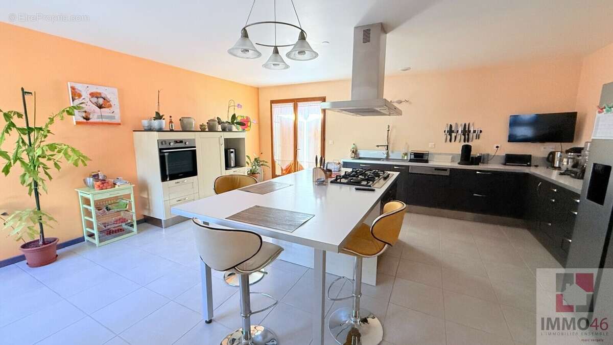 Maison 280 m² à Gramat  - photo 7