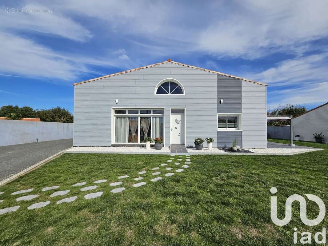 Photo 2 - Maison à CHALLANS