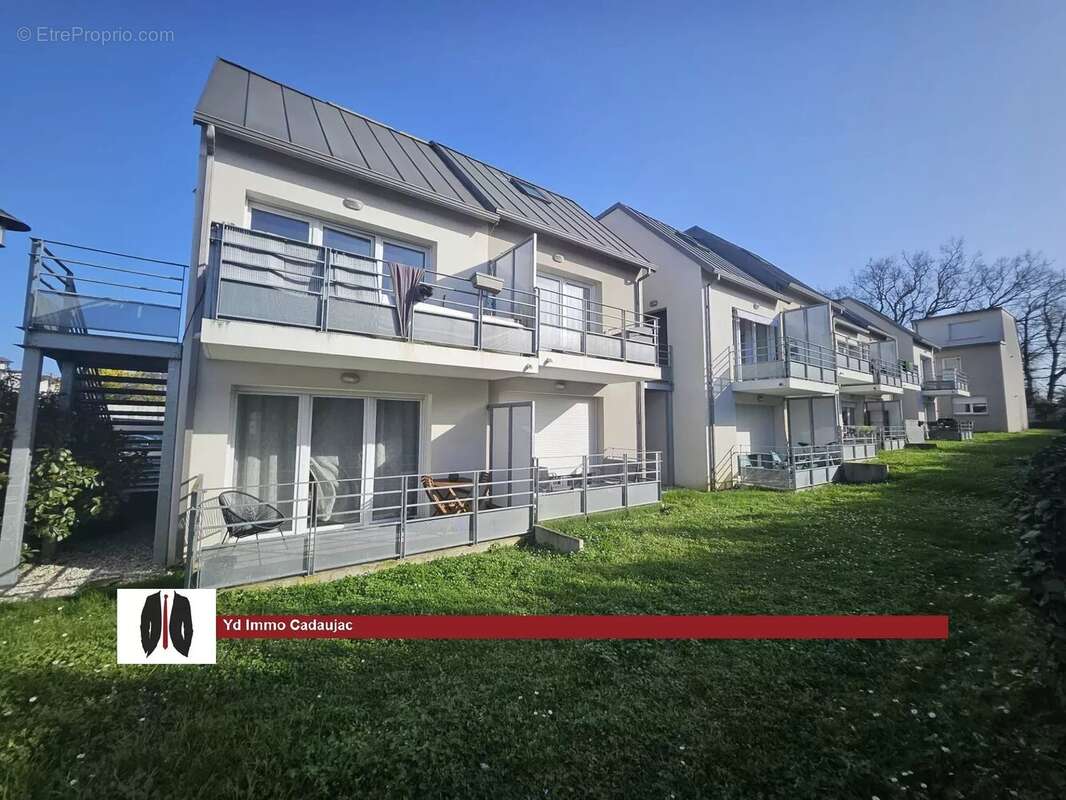Appartement à VILLENAVE-D'ORNON