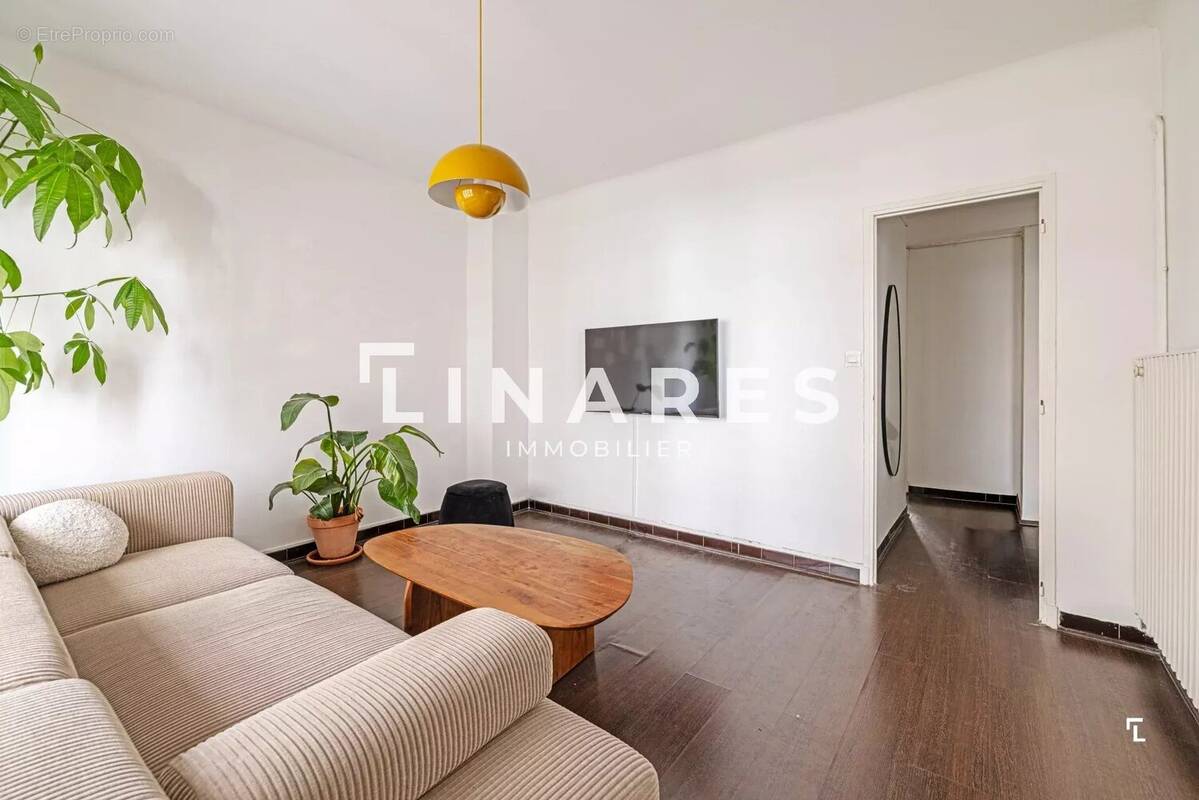 Appartement à MARSEILLE-6E