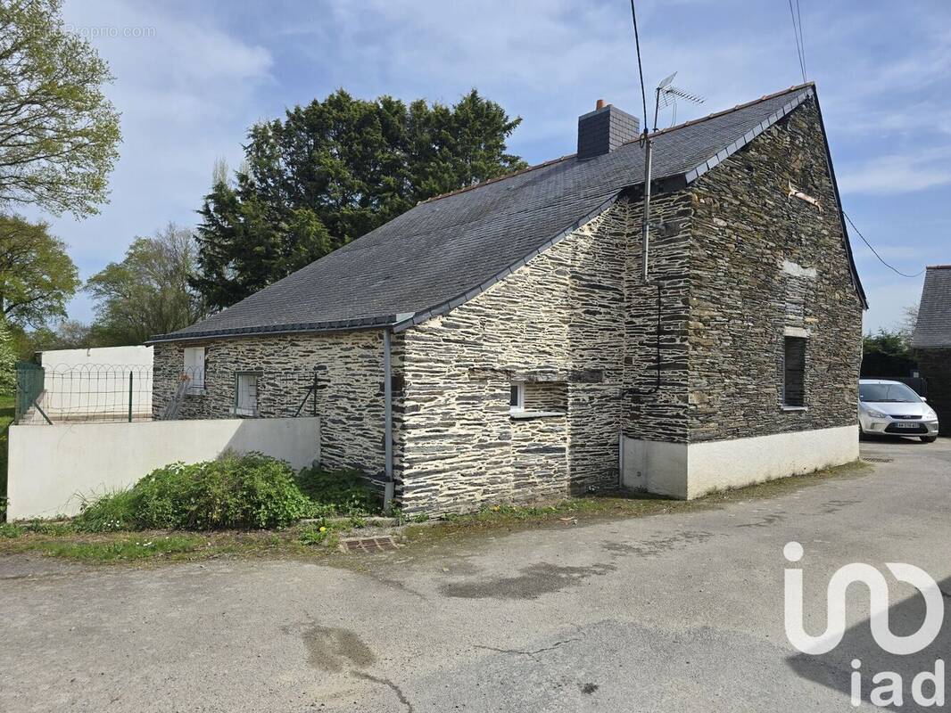 Photo 1 - Maison à ISSE