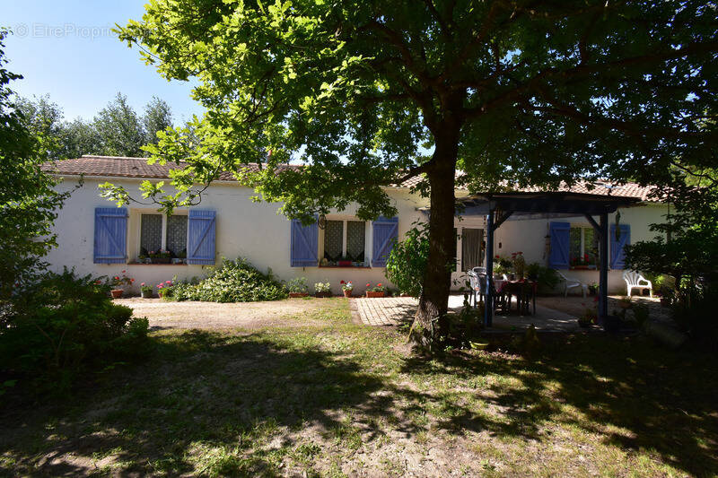 Maison à SAINT-GERVAIS