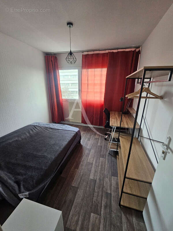 Appartement à MONS-EN-BAROEUL