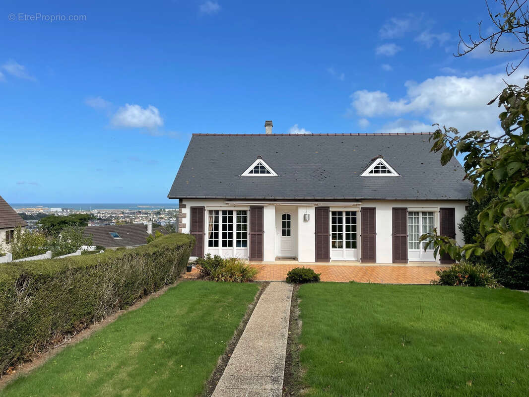 Maison à BRETTEVILLE