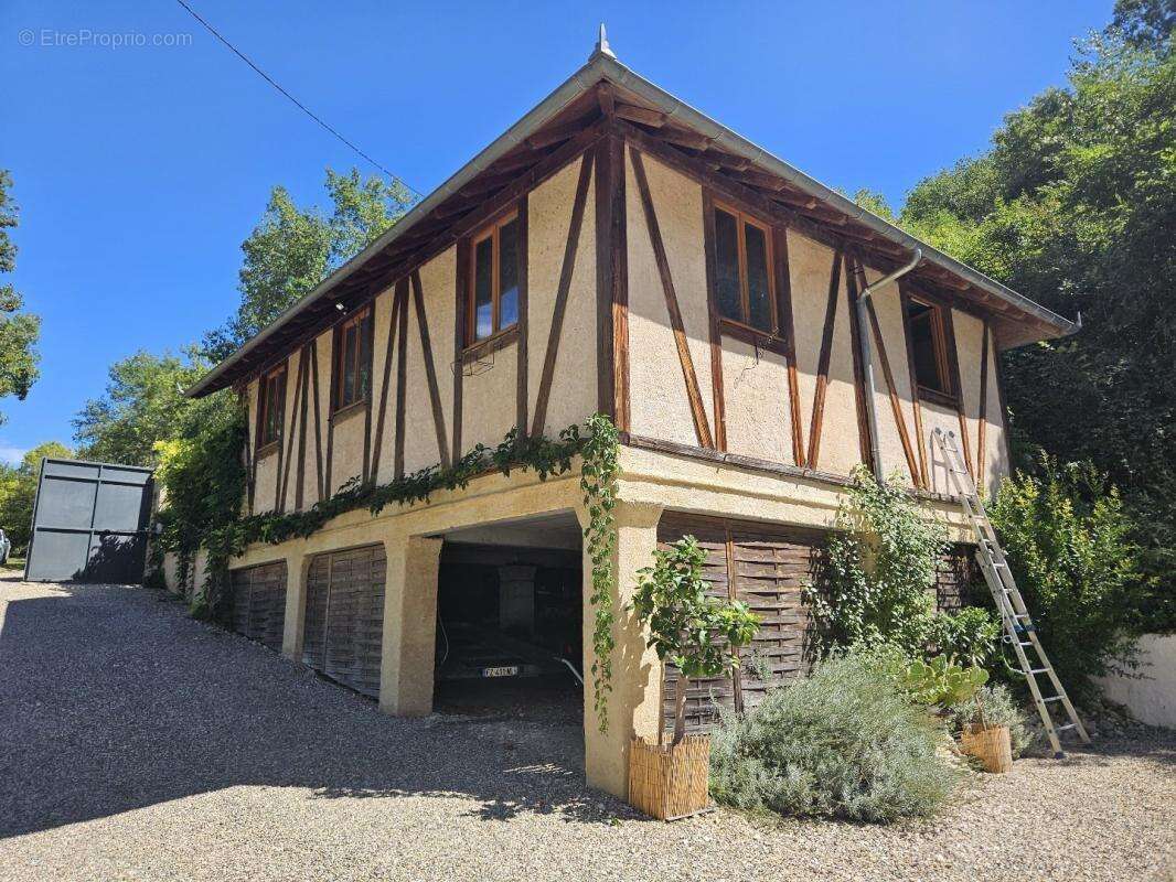 Maison à SEMPESSERRE