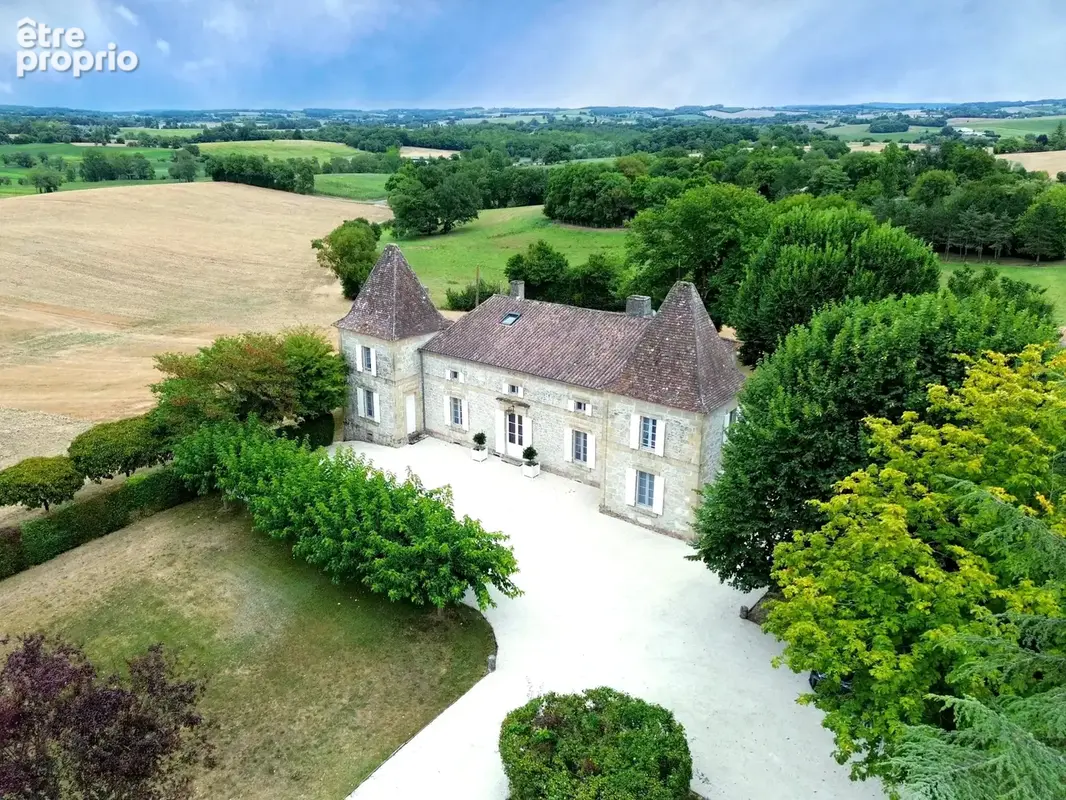 Maison à SAINT-COLOMB-DE-LAUZUN
