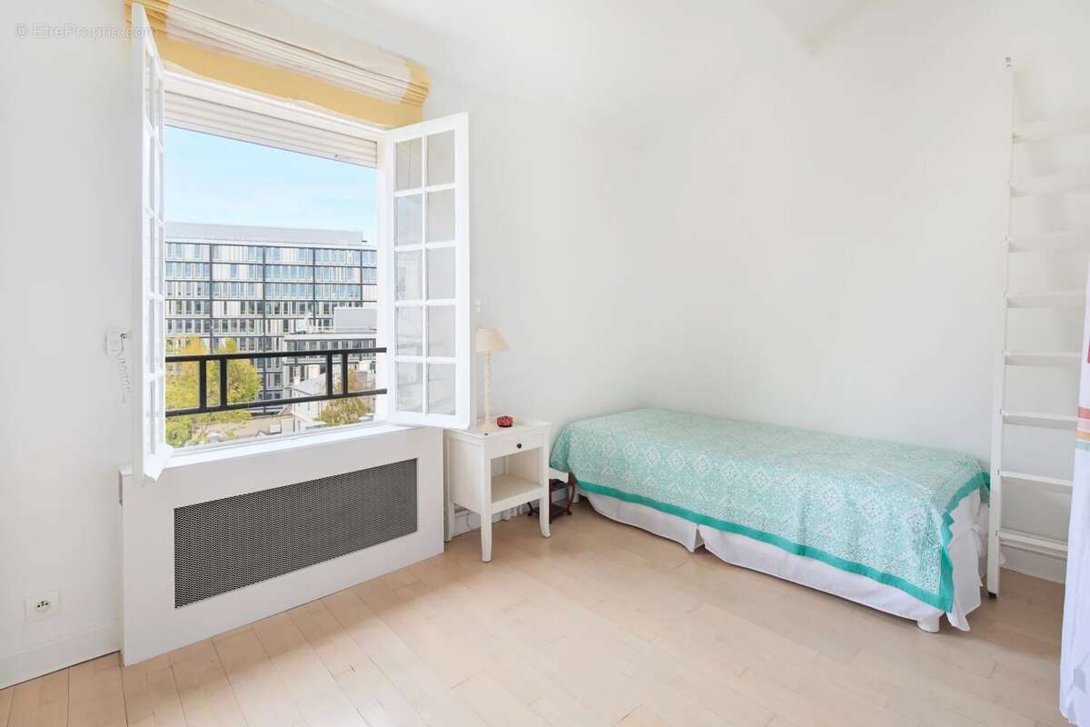 Appartement à PARIS-6E