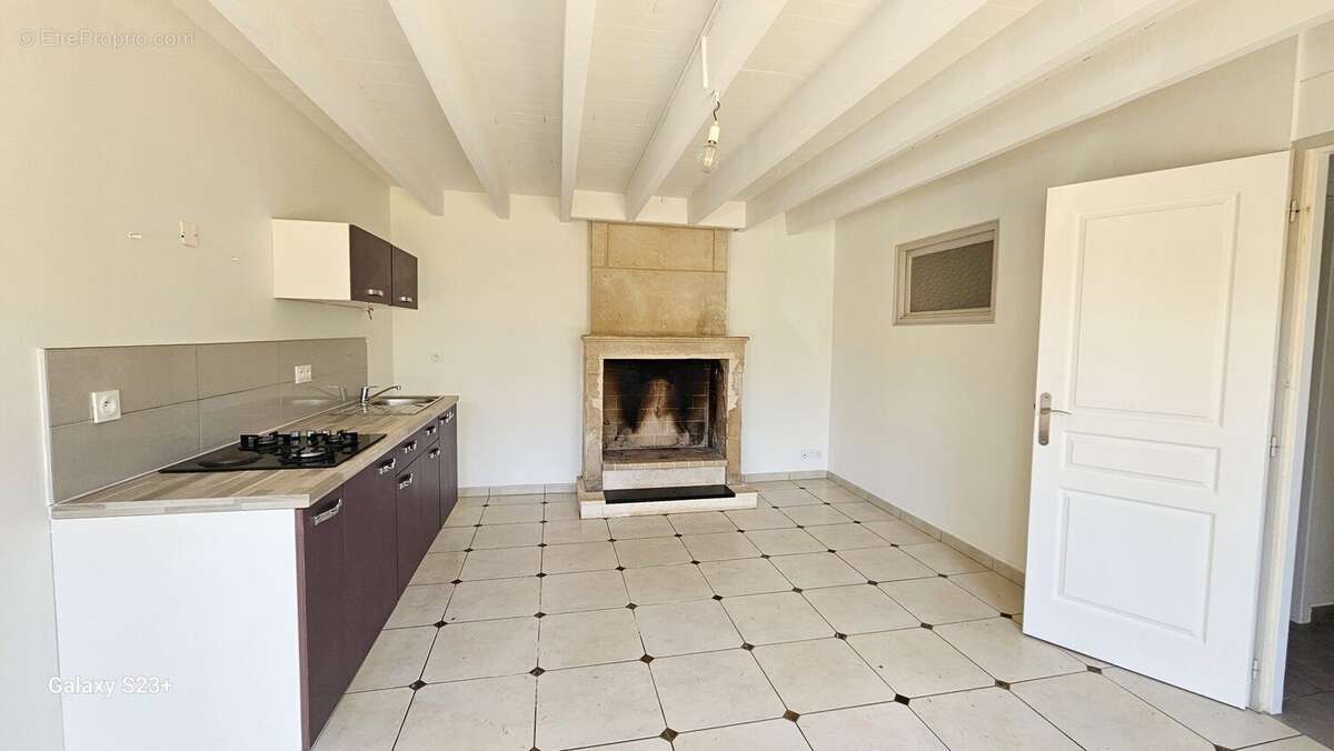 Maison 116 m² à Saint-Remy  - photo 3