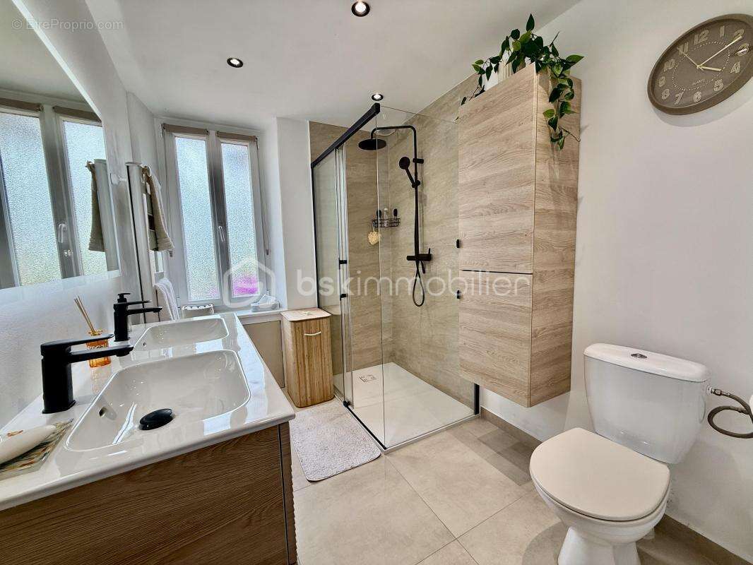 Maison à MOUGINS