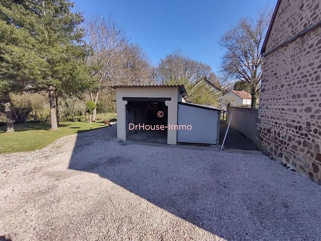 Maison à MEASNES