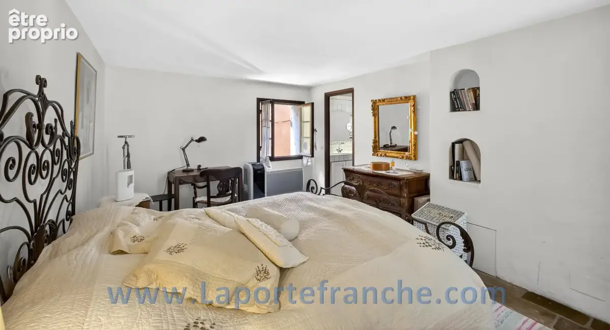 HAUT-DE-CAGNES : Exceptionnelle maison de village avec terrasse sur le toit - photo 13