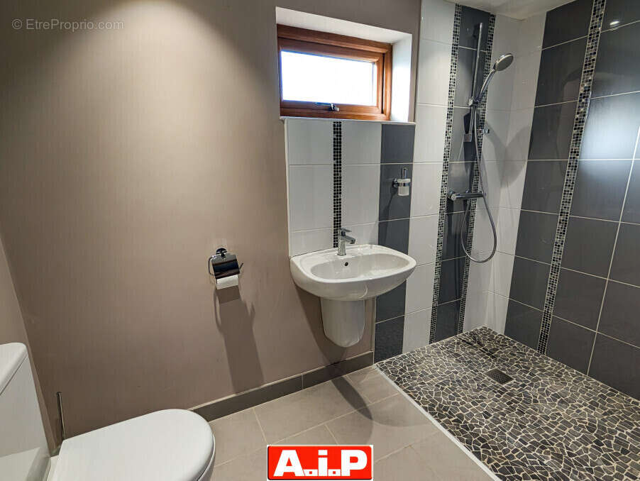 Maison à LA FORET-SUR-SEVRE