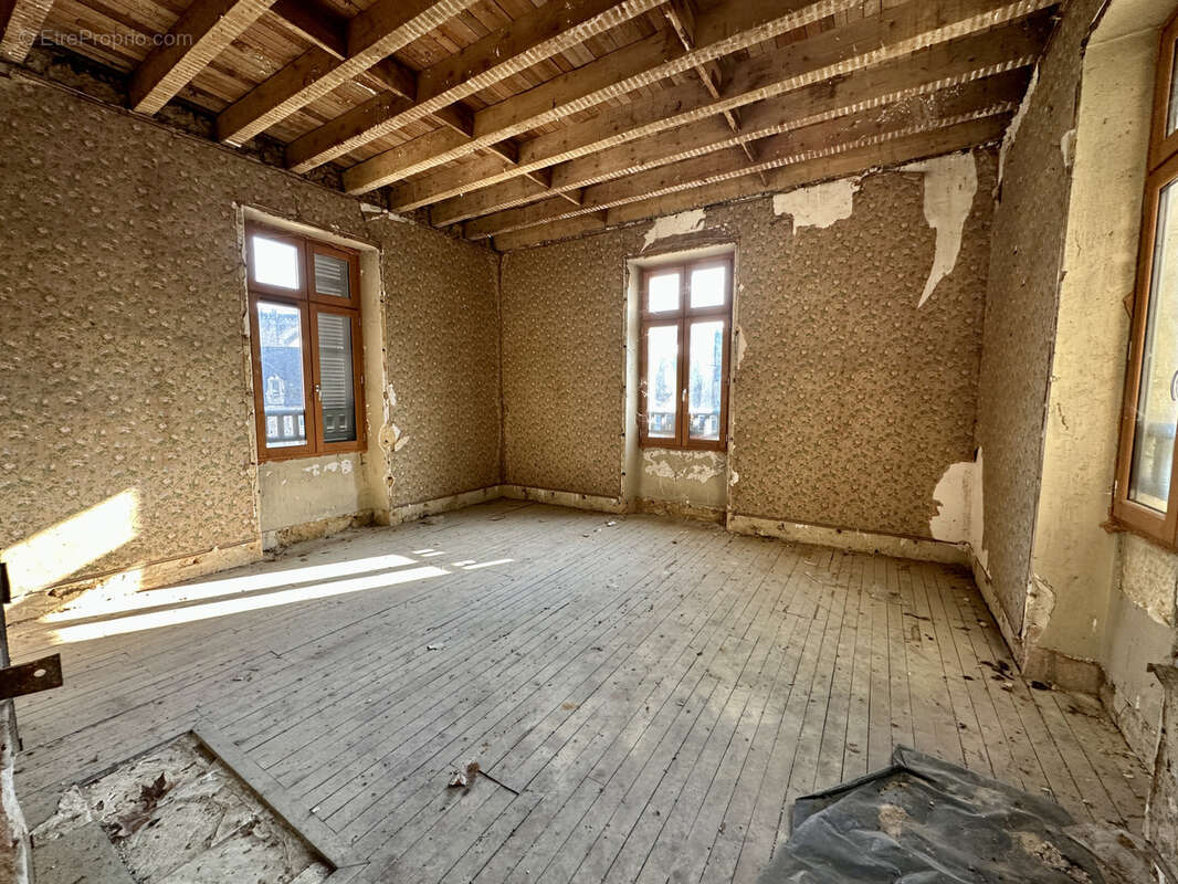 Appartement à SARLAT-LA-CANEDA