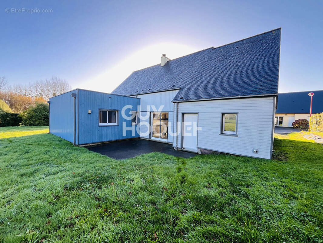 Maison à LA GOUESNIERE