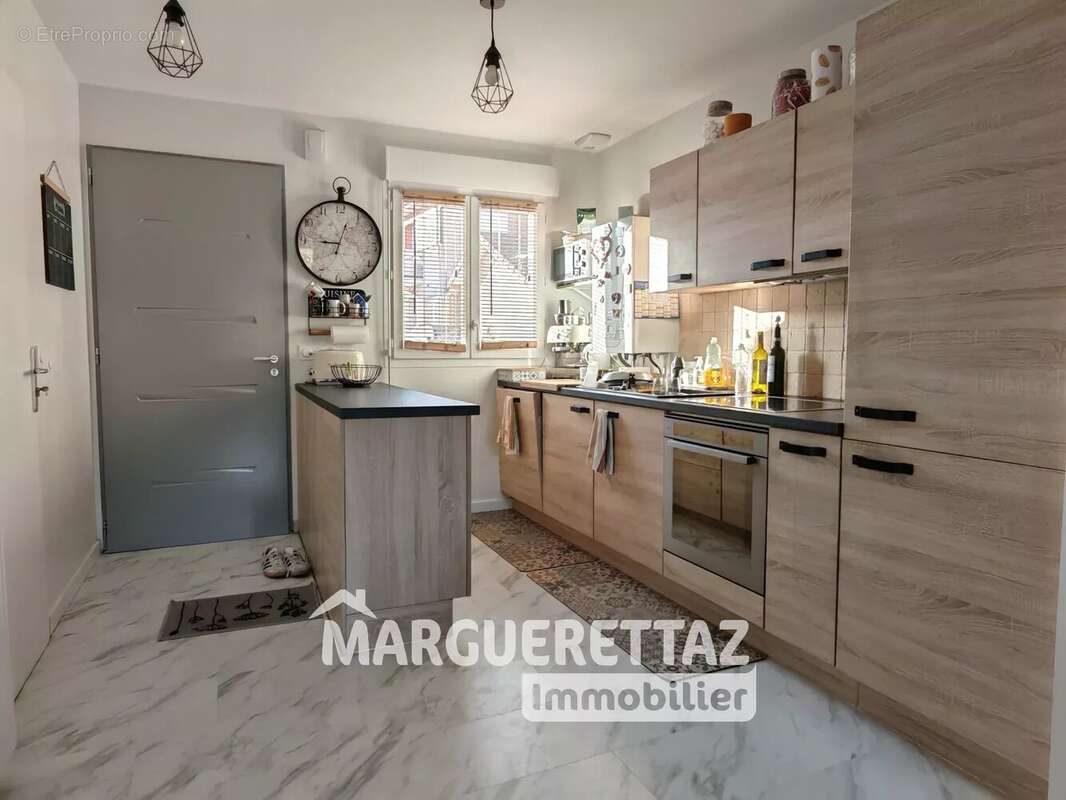 Maison à VIUZ-EN-SALLAZ