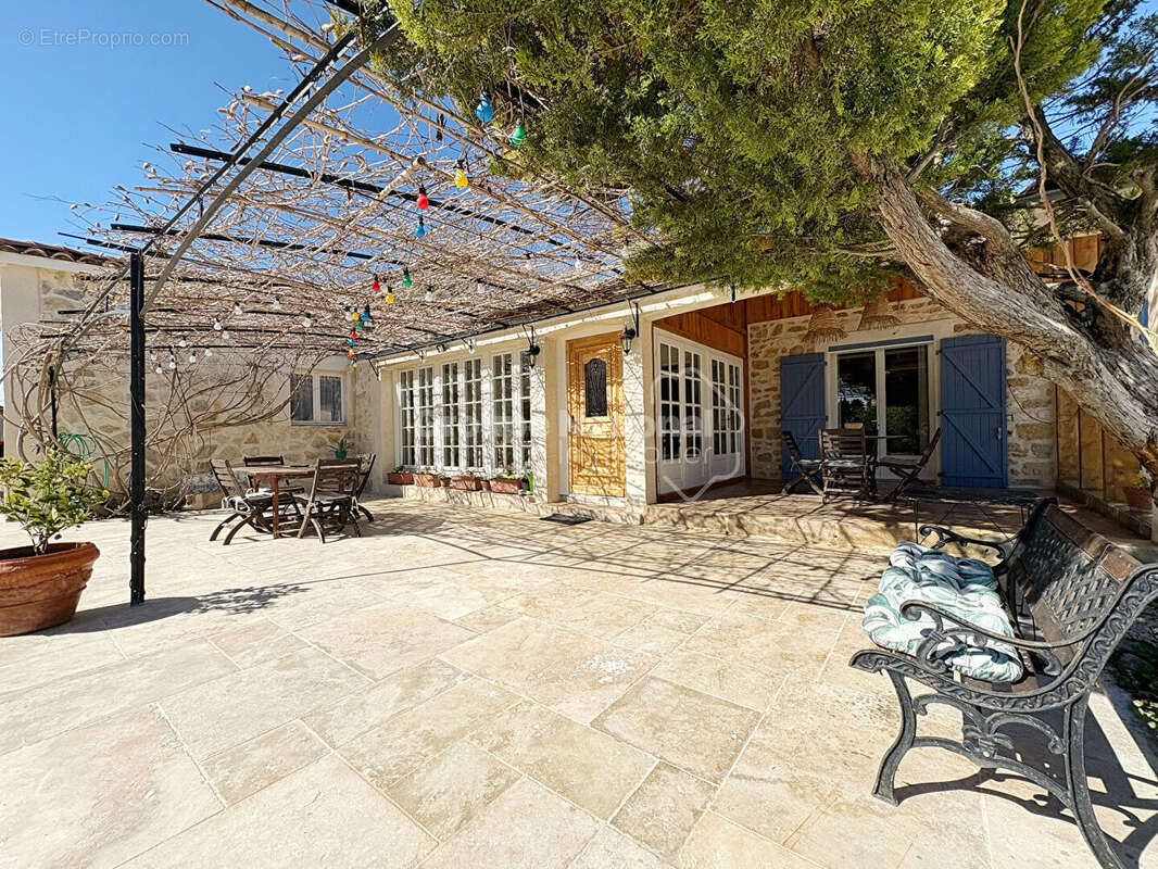 Maison à SALON-DE-PROVENCE