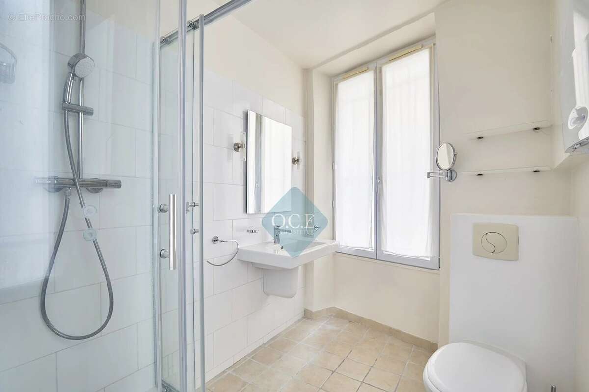 Appartement à PARIS-3E