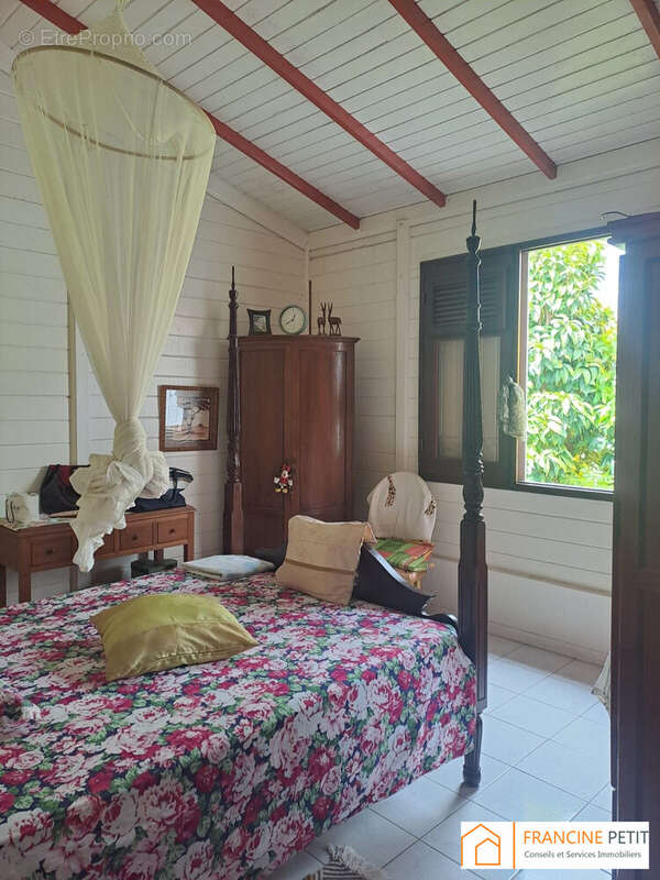 Maison à RIVIERE-SALEE