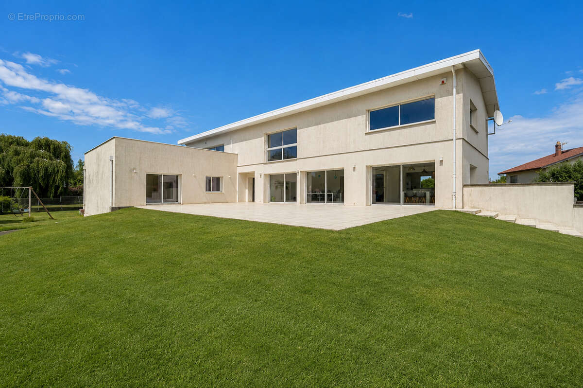 Une villa d'architecte hors normes à Épinal - photo 3