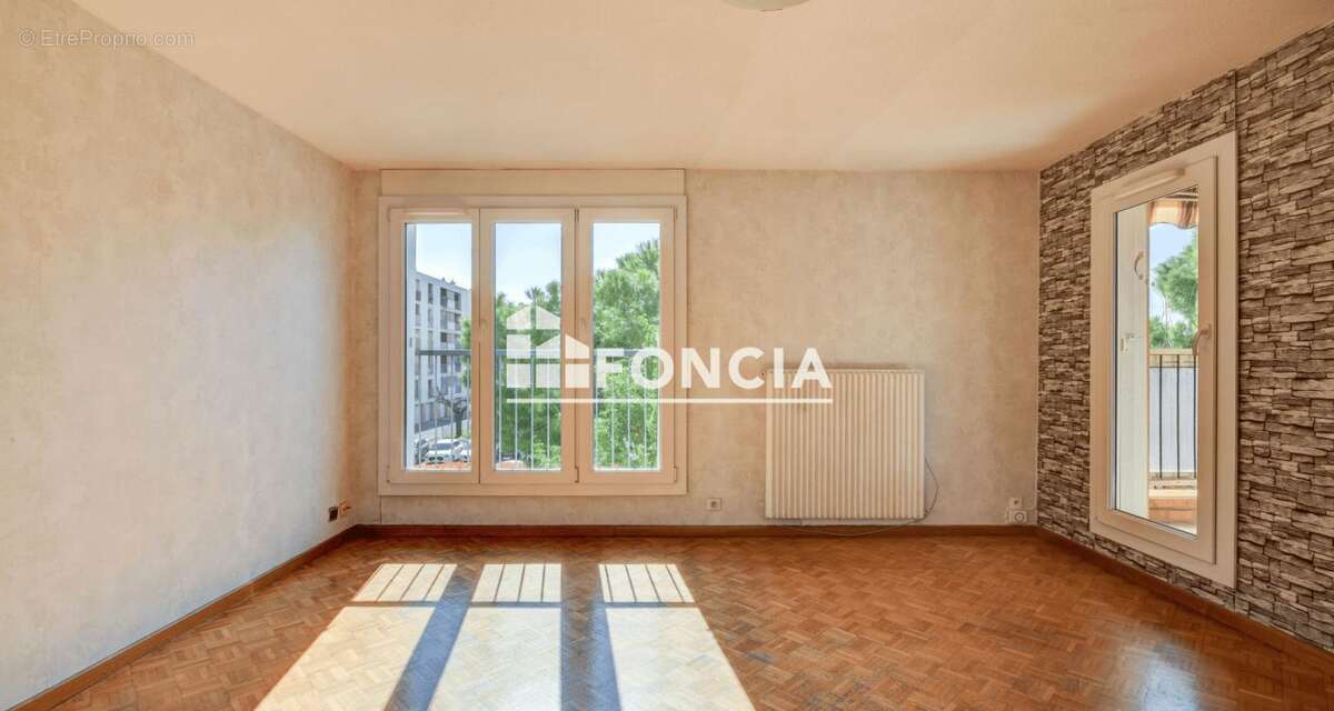 Appartement à MARSEILLE-10E