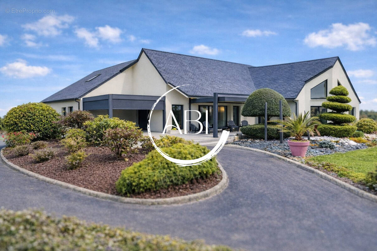 Maison à BELLOU-EN-HOULME