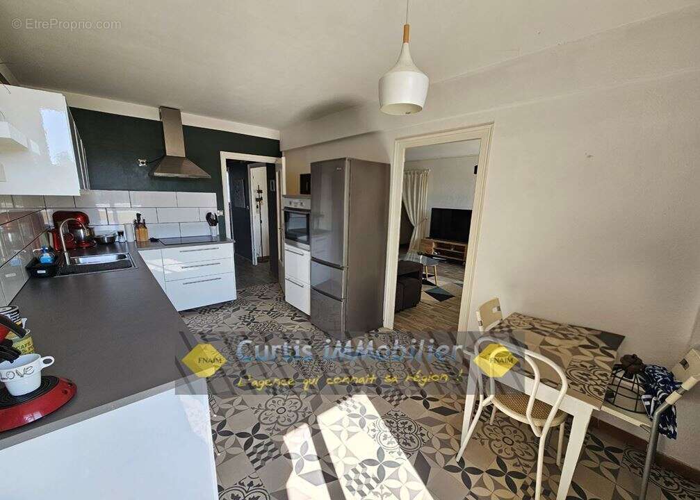 Appartement 83 m² à Firminy  - photo 4