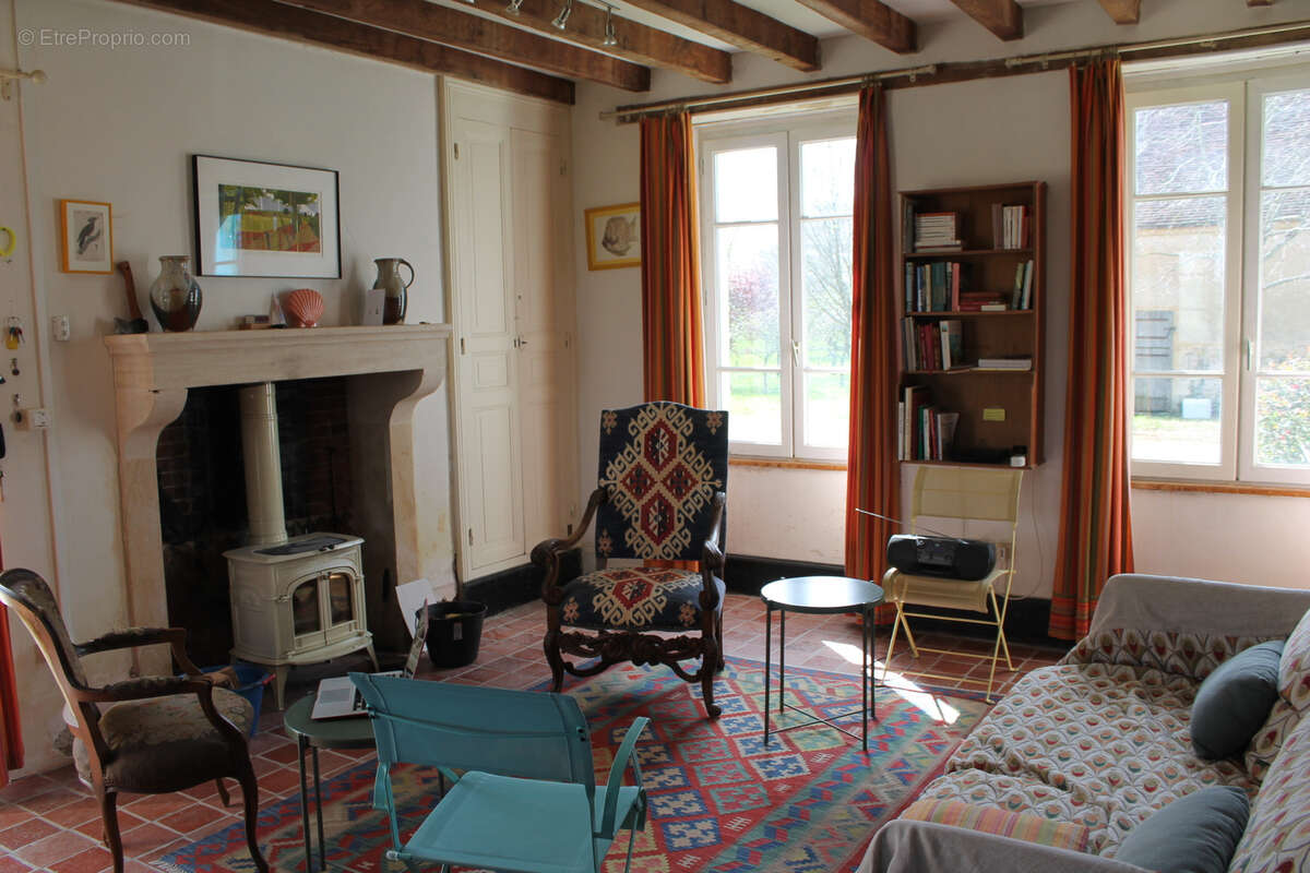 Maison à SAINT-JEANVRIN