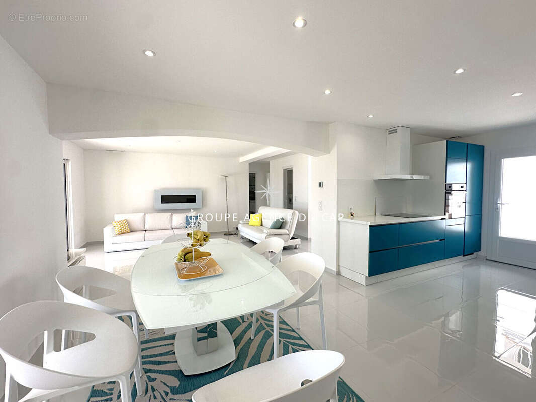 Maison à FREJUS