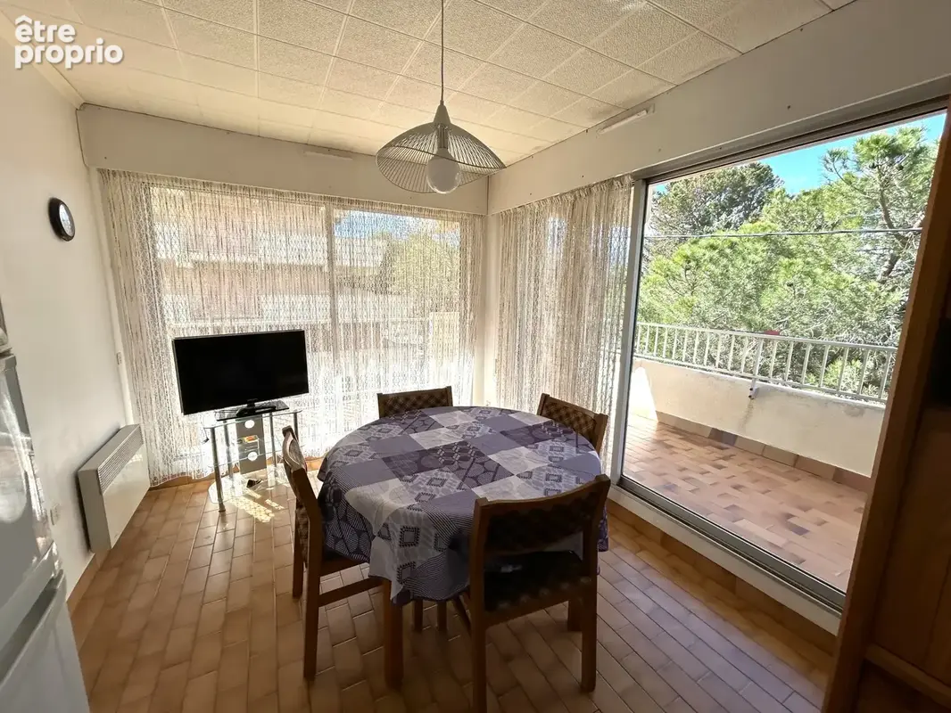 Appartement avec parking dans résidence du front de mer - photo 3