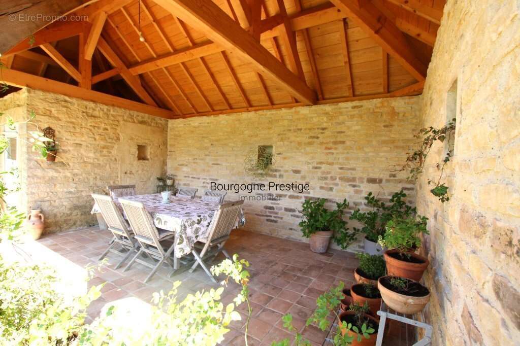 Maison à TOURNUS