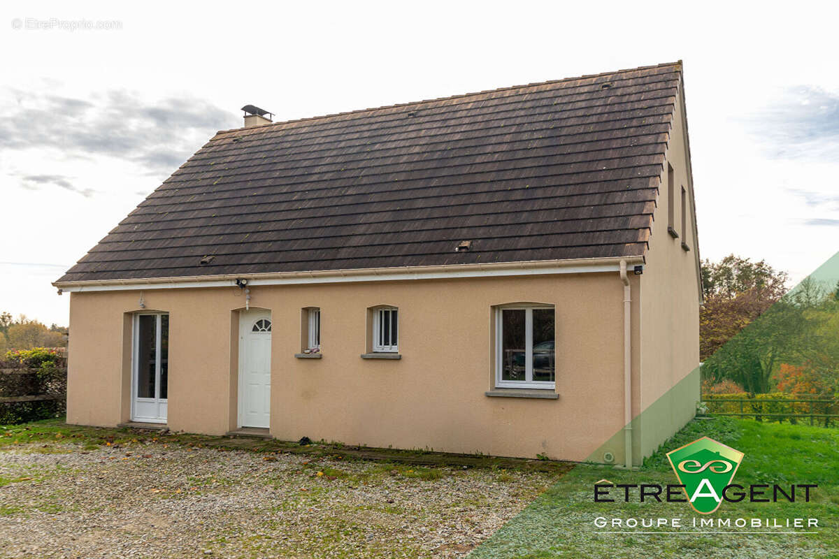 Maison à BONSMOULINS