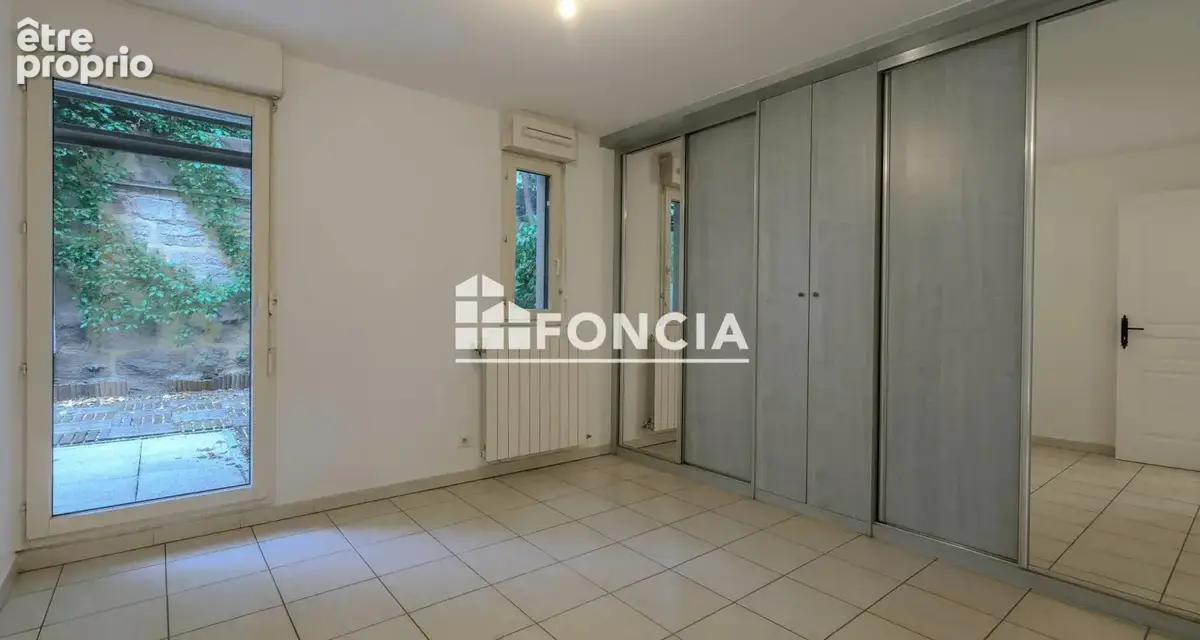 Avignon Intra-Muros résidence les Allées Saint François : T3 avec jardin et garage - photo 3