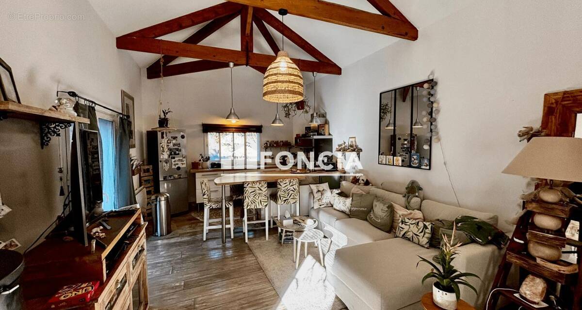 Maison à SIX-FOURS-LES-PLAGES