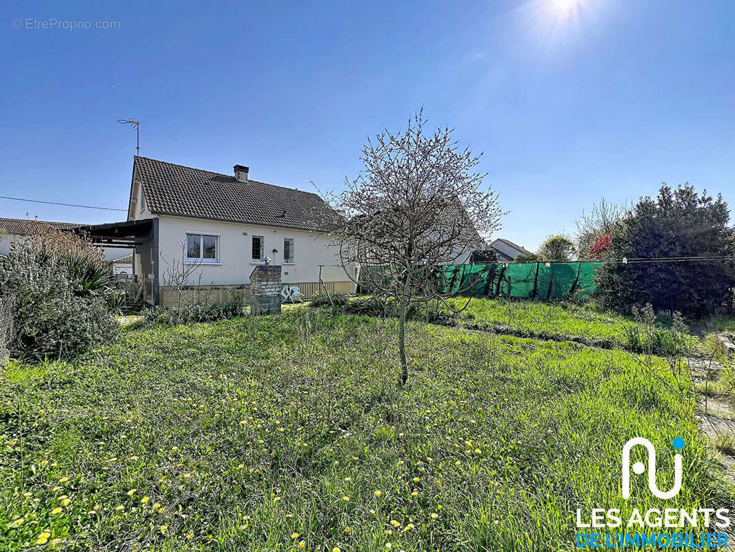 Maison à MEUNG-SUR-LOIRE
