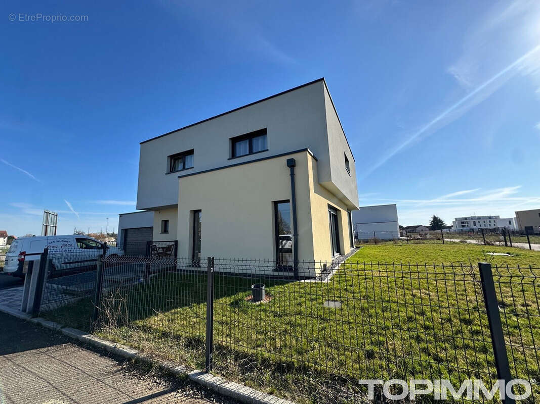Maison Ensisheim 6 pièce(s) 145 m2 - photo 13