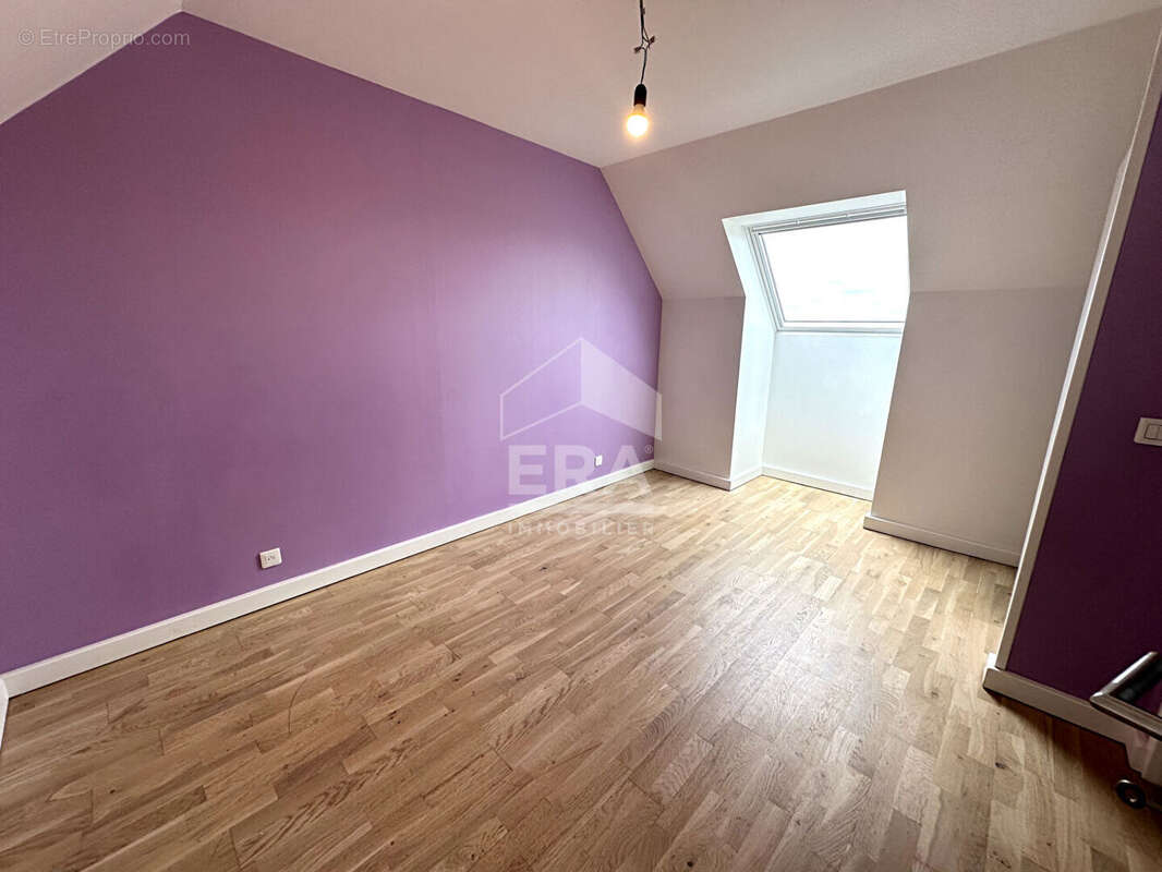 Maison à MONTEREAU-FAULT-YONNE