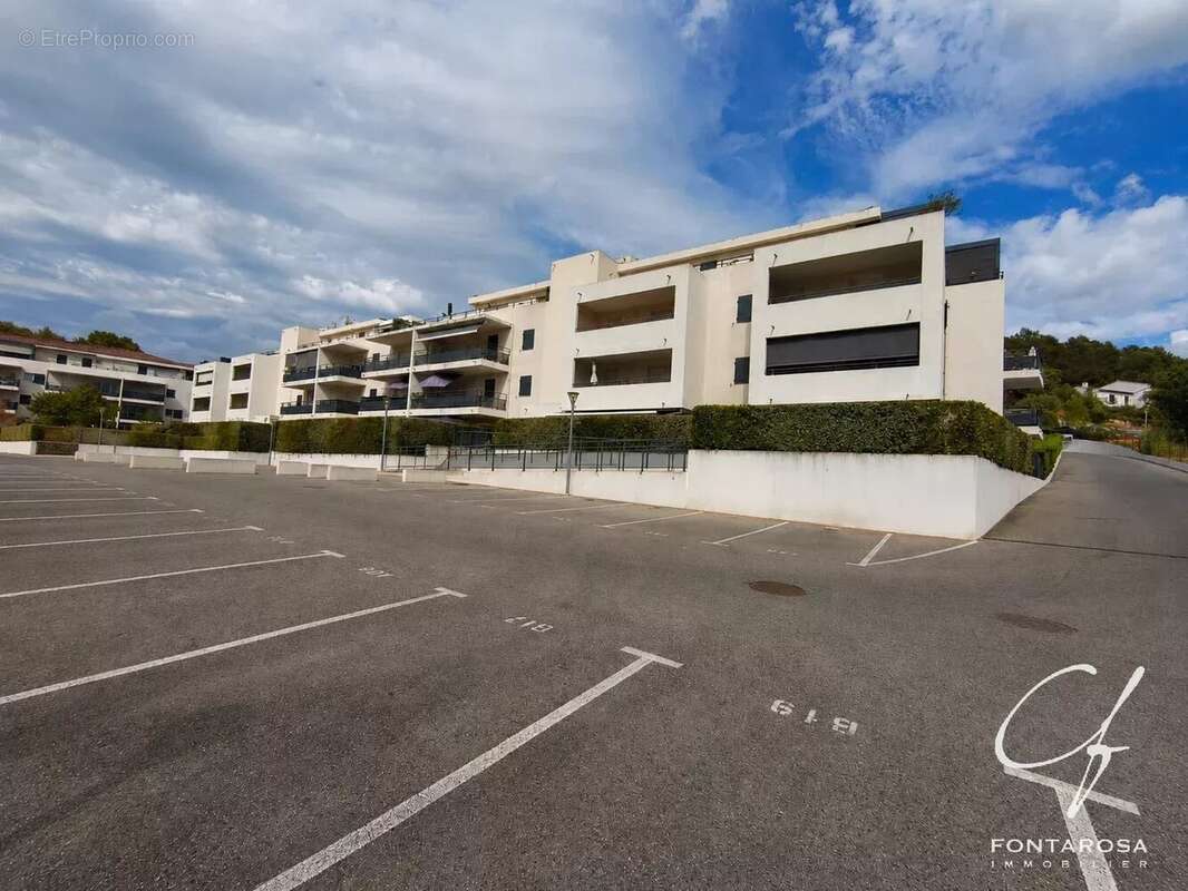 VIDAUBAN Appartement Garage 2 pièces 40m² Rez de Jardin - photo 10