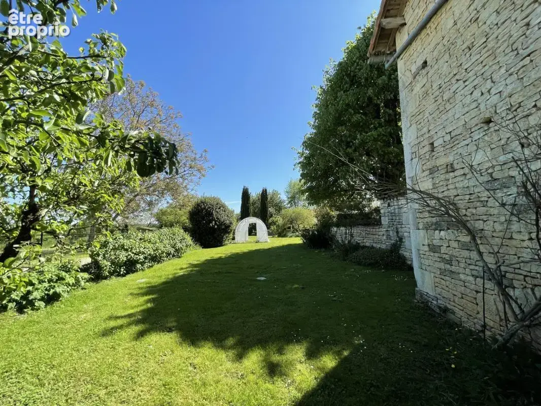 Baisse de prix   Maison en pierre à 5 min de Chaunay 86 - photo 20