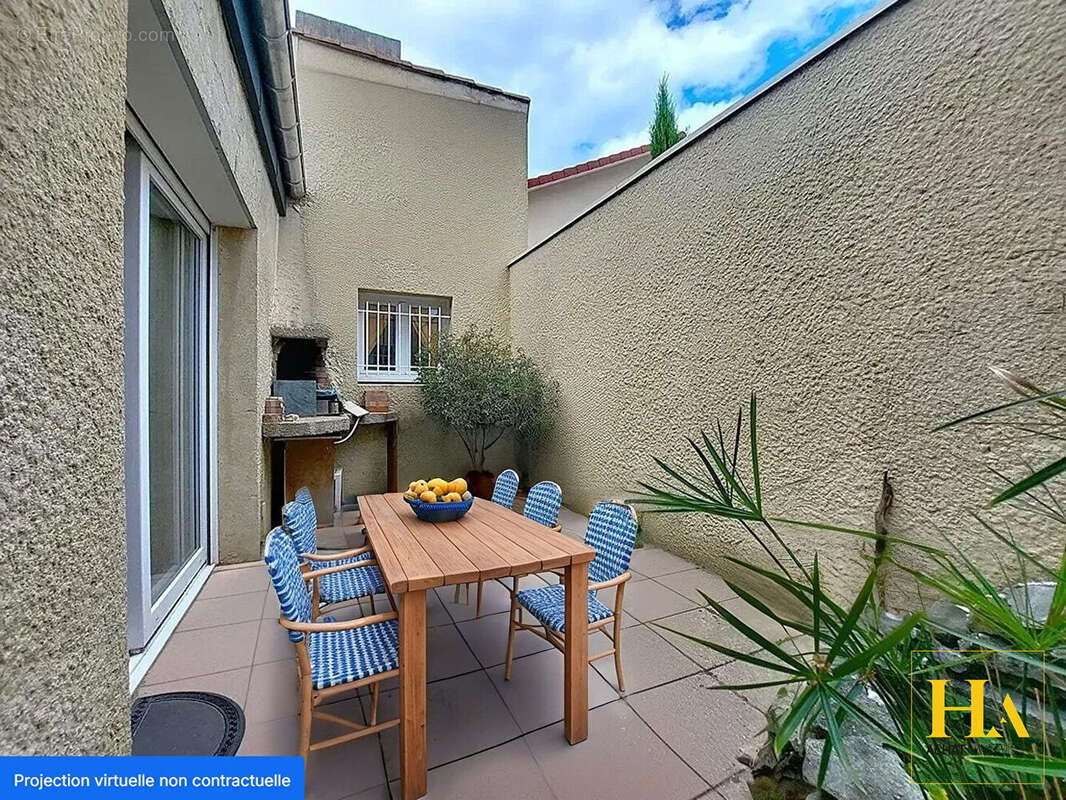 Maison à ROMANS-SUR-ISERE