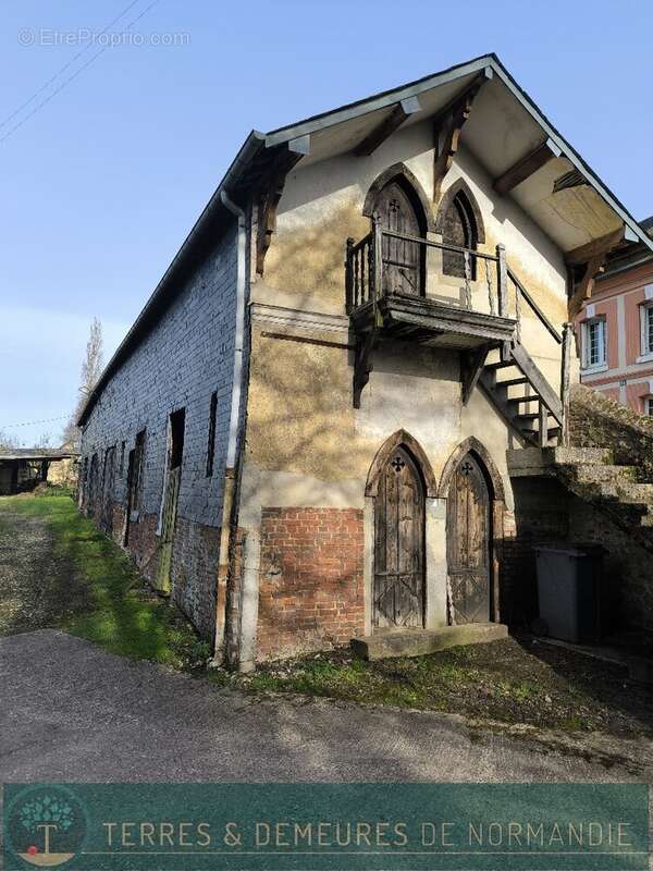 Terrain à CORMEILLES